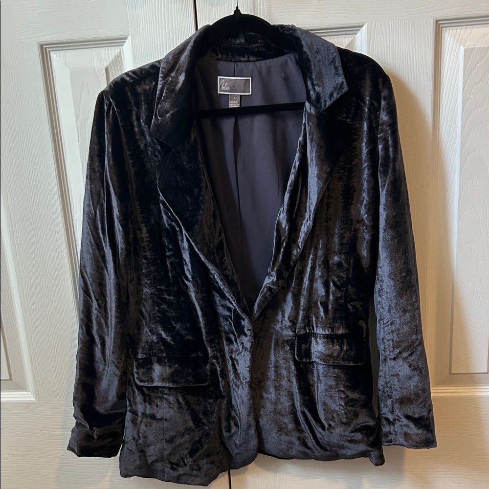 Chelsea28 Luxe Velvet Blazer in Rich Black